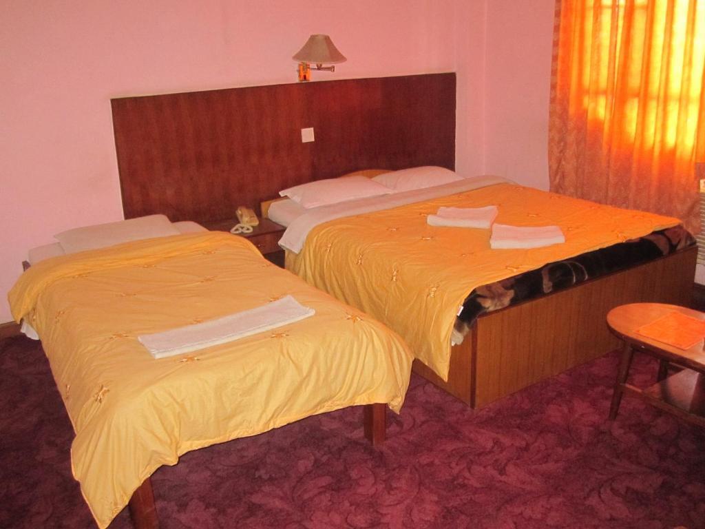 Tasi Dhargey Inn Catmandu Exterior foto